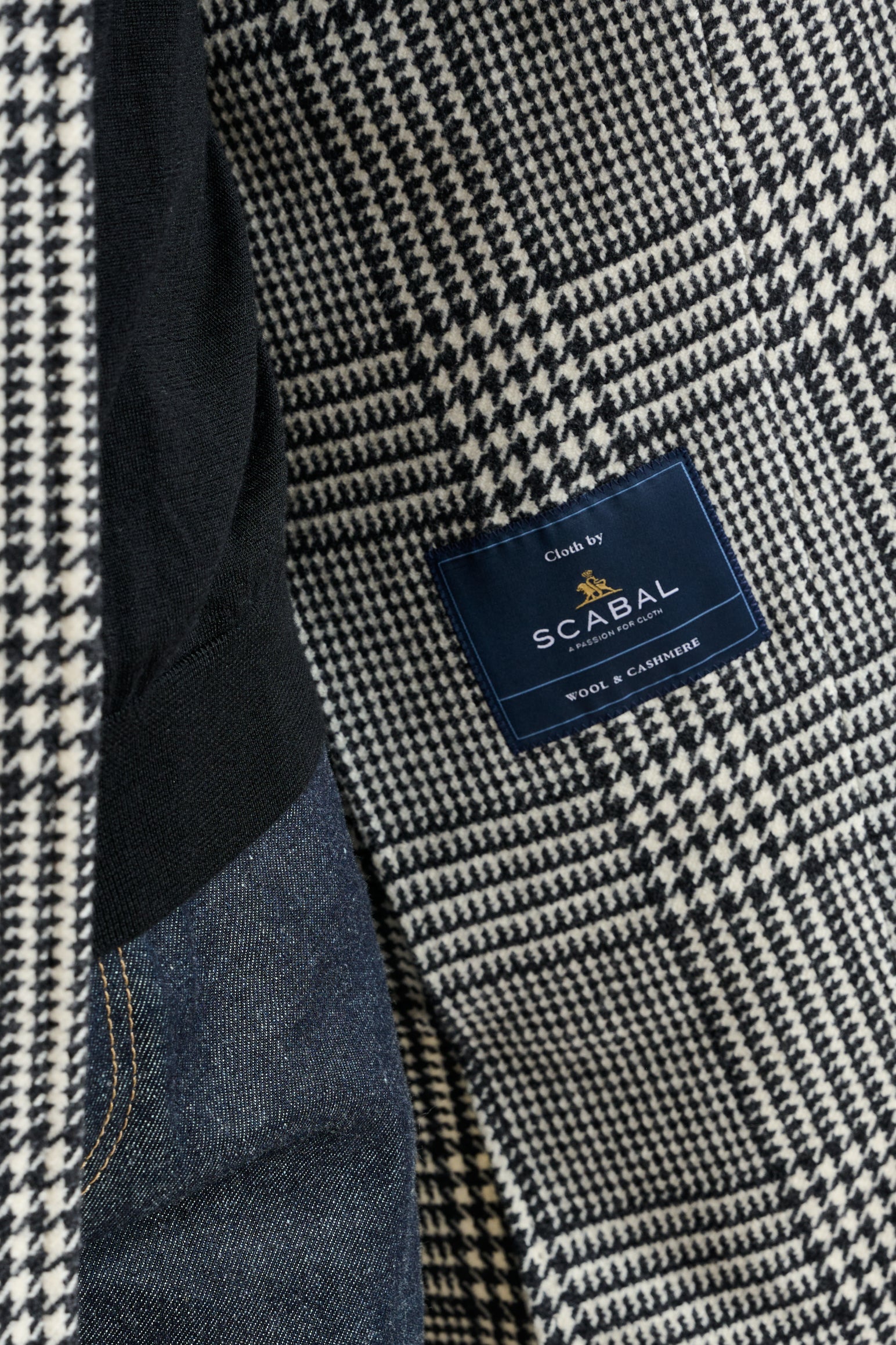 Black Wool & Cashmere Durham Overcoat Zeus — detail 6