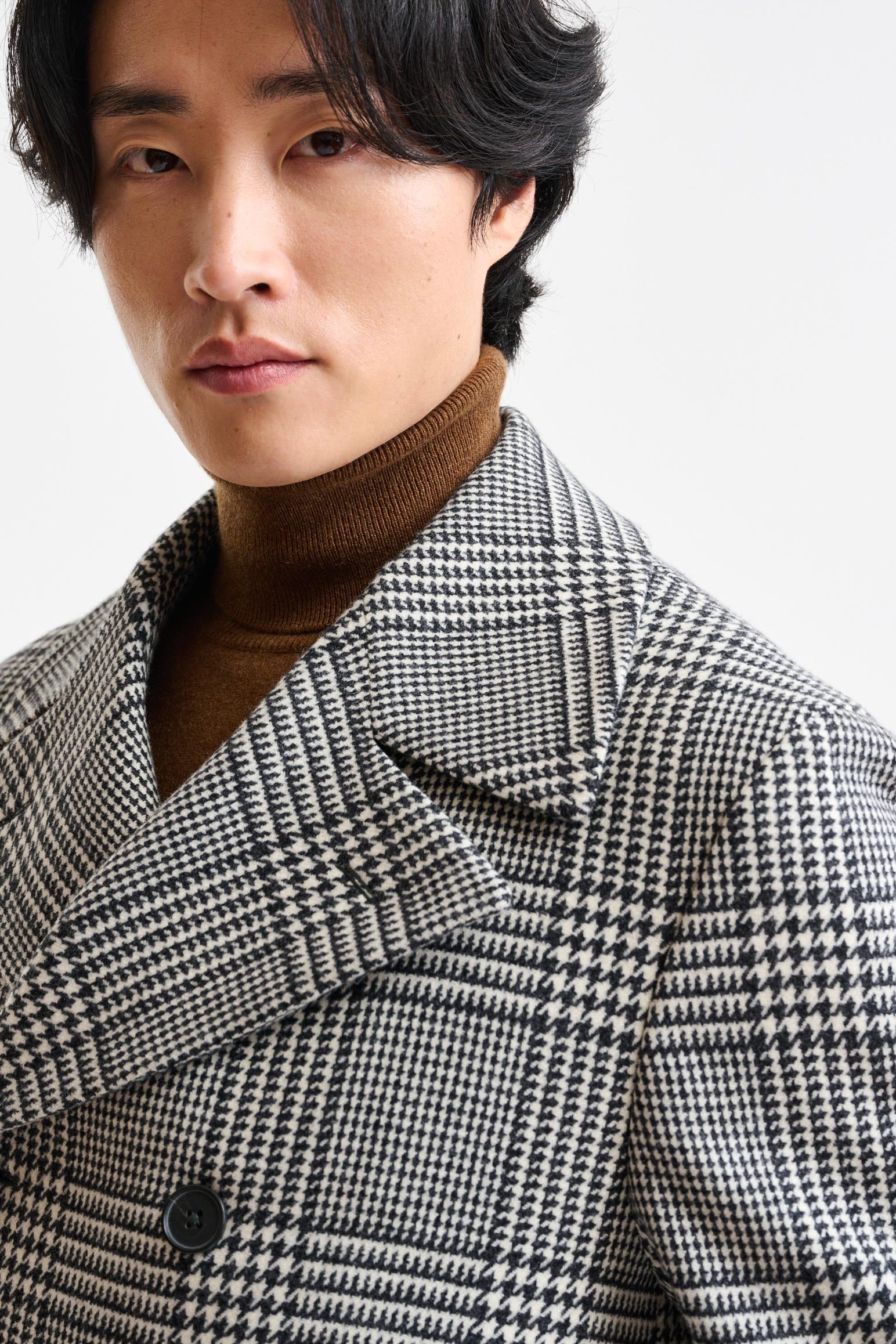 Black & White Wool & Cashmere Sheffield Overcoat Zeus — detail 2