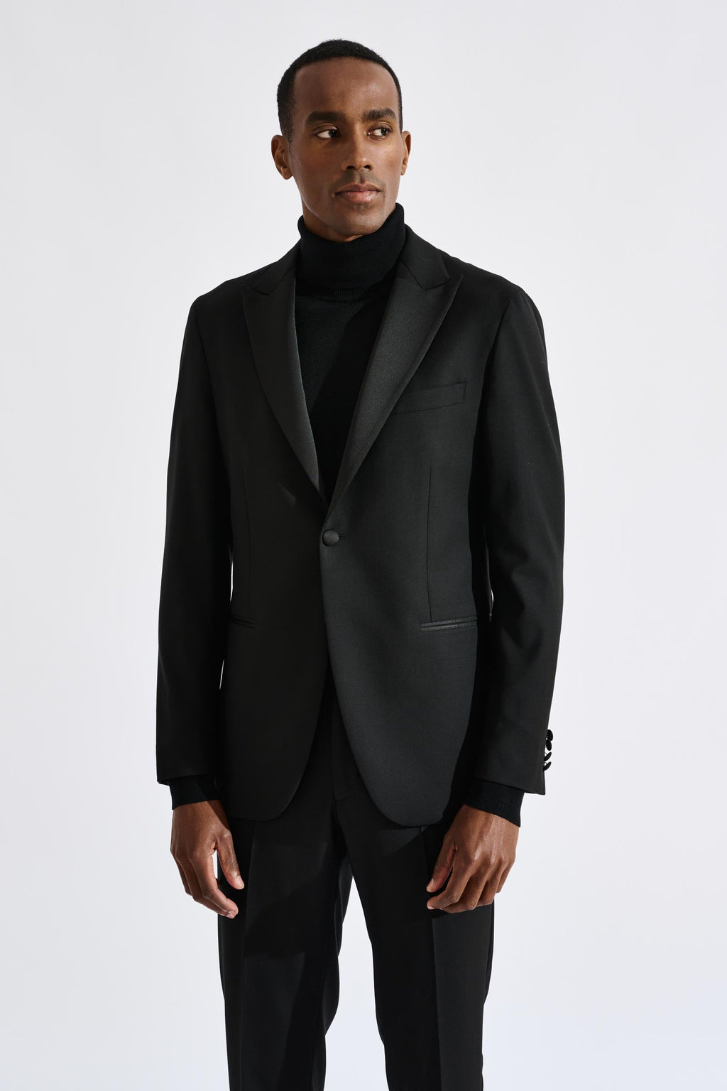 Black Soho Peak Collar Tuxedo New Deluxe — detail 1