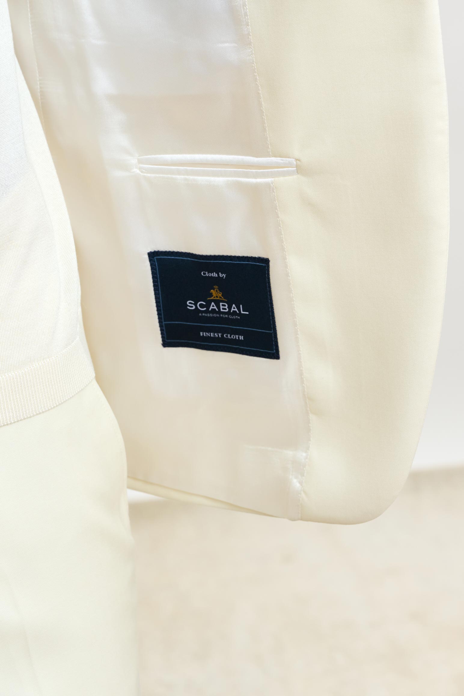 Off-white Tuxedo Suit New Deluxe — detail 3