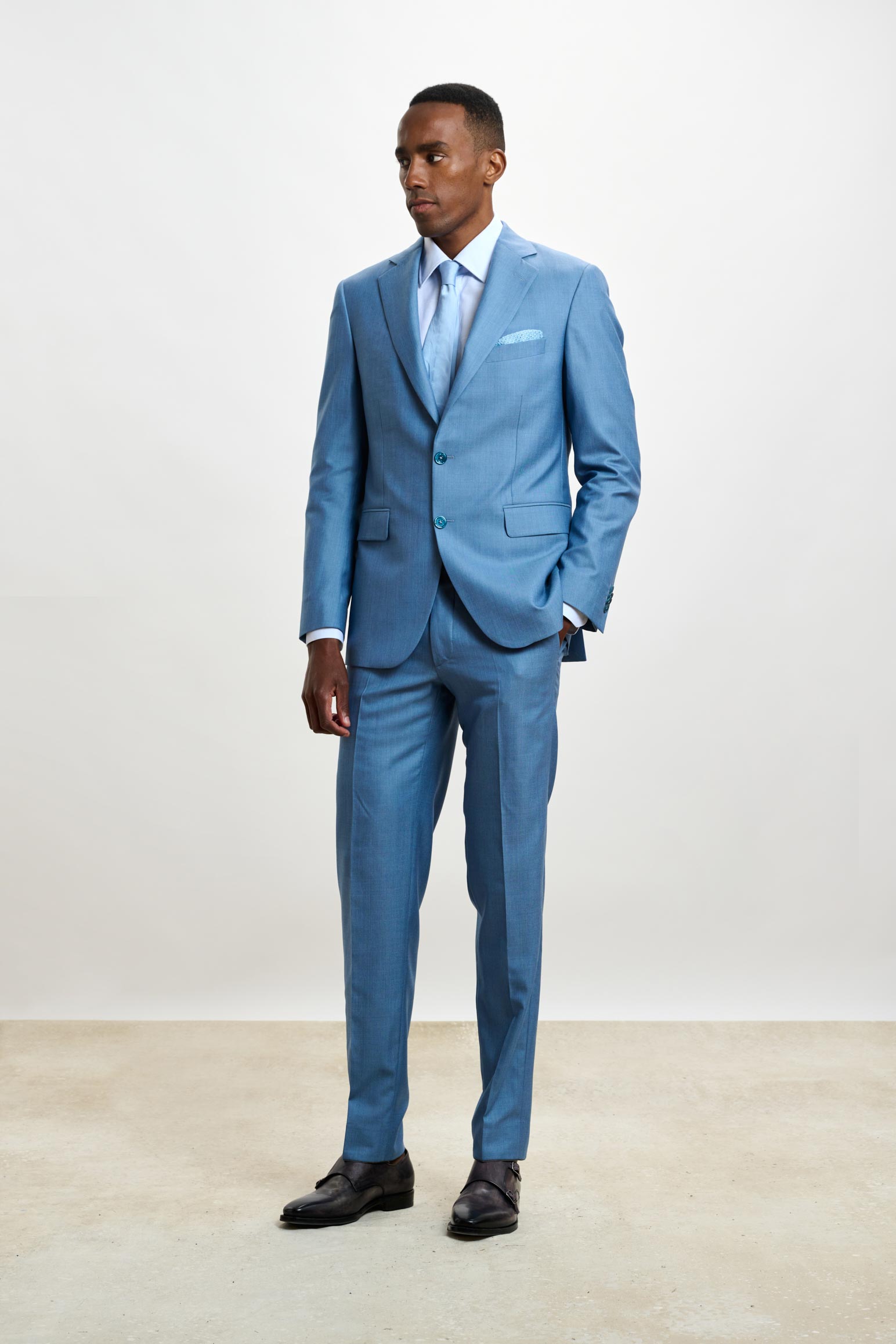 Plain Light Blue Soho Suit Sleek — detail 3