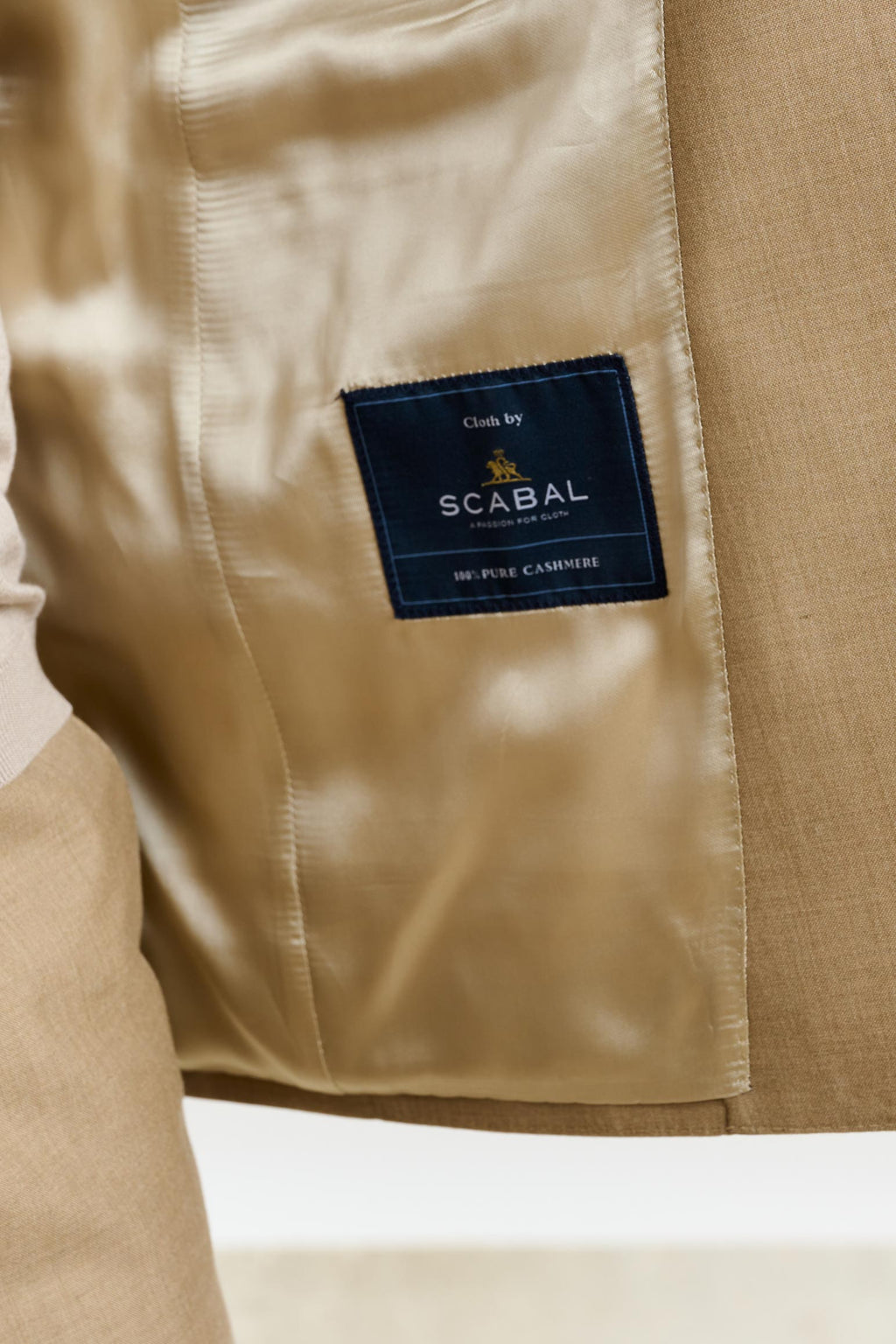 Camel Kensington Suit Summer Cashmere — detail 3